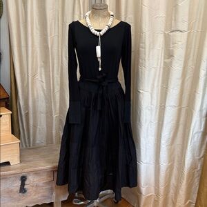 Donna Karan Black Long Sleeve Fit & Flare Dress – Elegant Midi with Belt